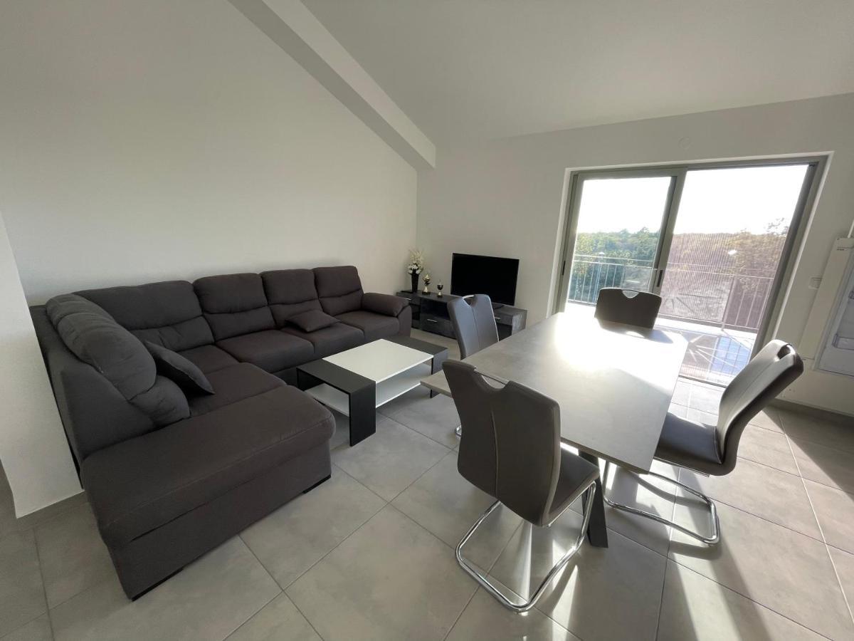 Apartments Lia-Jolie Умаг Экстерьер фото